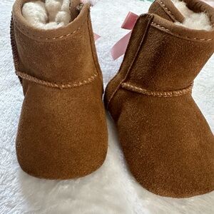 Baby UGGs size 0/1